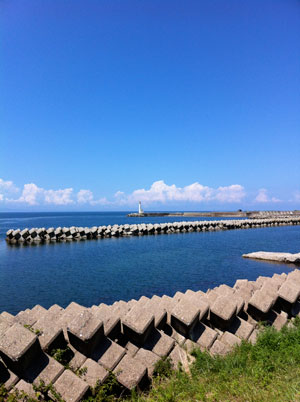 空と雲と海と