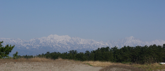岩瀬浜から